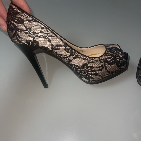 Guess Shoes - Lace High Heels